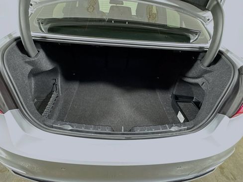 Used 2018 BMW 330i Sedan w/ Convenience Package RWD image 32