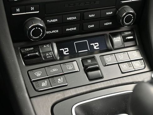 Certified 2019 Porsche 911 Targa 4 GTS image 23