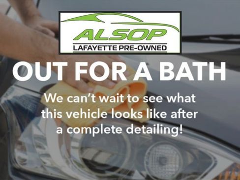 Used 2014 Dodge Grand Caravan SE image 2