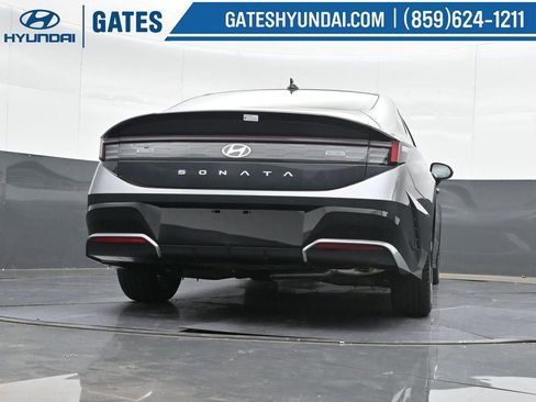 New 2025 Hyundai Sonata SEL FWD image 33