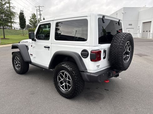 Used 2026 Jeep Wrangler Rubicon w/ Safety Group AWD/4WD image 7