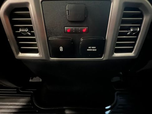 Used 2019 Ford F150 Platinum w/ Equipment Group 701A Luxury AWD/4WD image 22