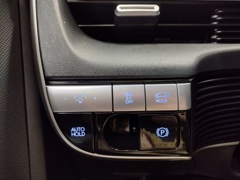 Certified 2024 Hyundai Ioniq 5 SEL AWD/4WD image 24