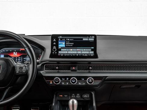 Used 2025 Honda Civic Type R image 14