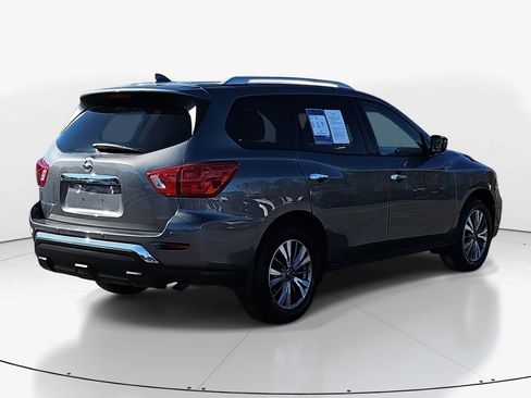Used 2019 Nissan Pathfinder S image 5