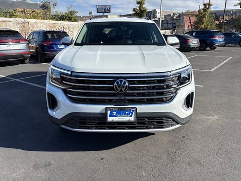 New 2026 Volkswagen Atlas SE image 8