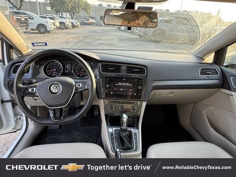 Used 2018 Volkswagen Golf SE FWD image 7