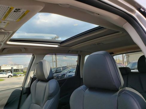 Used 2020 Subaru Forester Limited w/ Popular Package #3 image 4