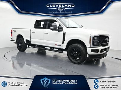 New 2026 Ford F250 Lariat w/ Black Appearance Package