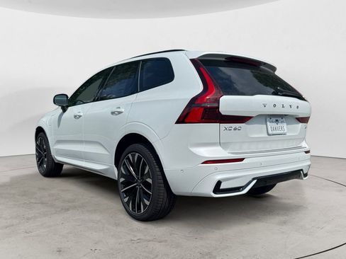 New 2026 Volvo XC60 T8 Ultra w/ Protection Package Premier AWD/4WD image 4
