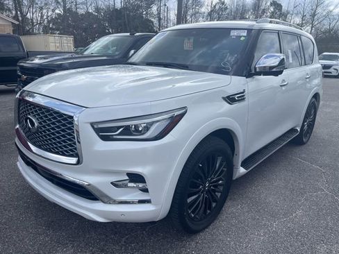 Used 2022 INFINITI QX80 Sensory w/ Cargo Package image 2