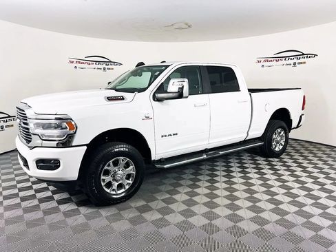 Used 2024 RAM 2500 Laramie AWD/4WD image 4