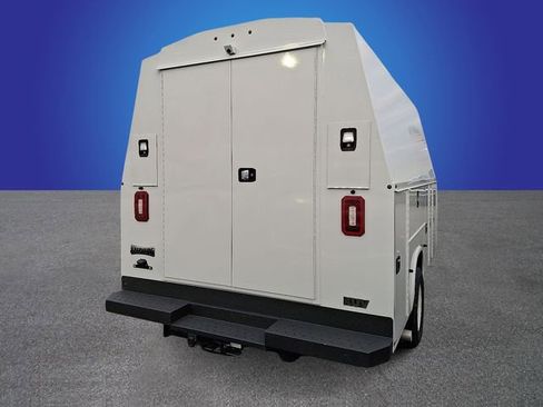 New 2025 Ford E-450 and Econoline 450 Super Duty w/ Driver's Safety Package image 3