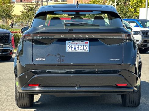 Certified 2023 Nissan Ariya FWD image 5