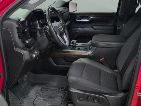 Used 2023 GMC Sierra 1500 Elevation w/ X31 Off-Road Package AWD/4WD image 8