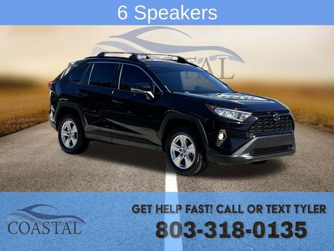 Used 2021 Toyota RAV4 XLE image 3