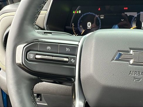 Used 2024 Chevrolet Colorado ZR2 w/ ZR2 Convenience Package III image 28