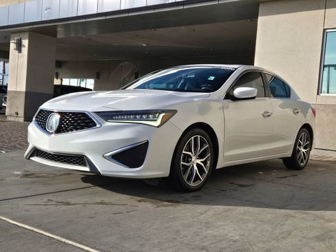 Certified 2020 Acura ILX w/ Premium Package image 2