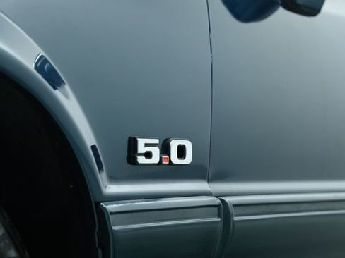 Used 1990 Ford Mustang LX image 17