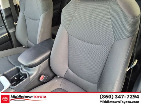 Certified 2025 Toyota RAV4 LE AWD/4WD image 14