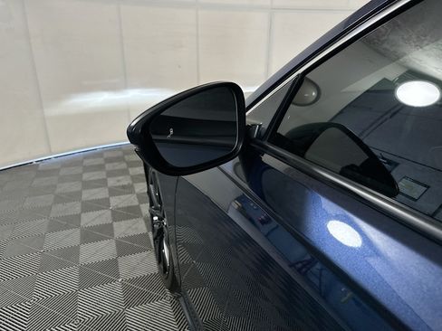 Used 2023 Honda Accord Touring image 10