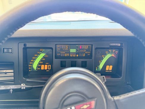 Used 1986 Chevrolet Corvette Convertible image 35