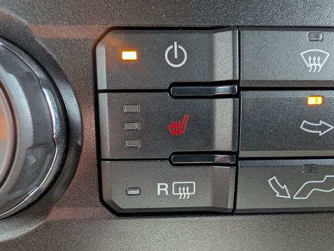 Used 2019 Ford F150 XLT w/ Equipment Group 302A Luxury AWD/4WD image 31