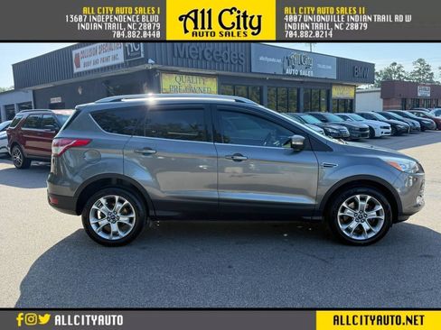 Used 2014 Ford Escape Titanium w/ Equipment Group 401A AWD/4WD image 8