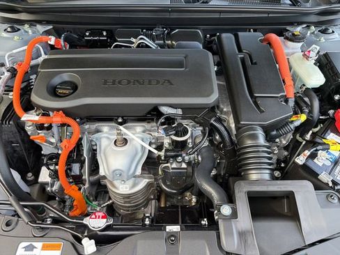 Used 2025 Honda Accord Sport image 27