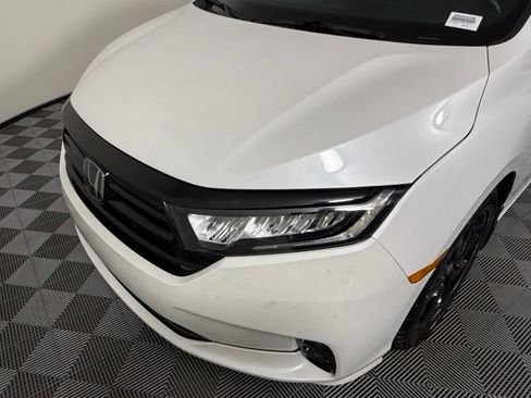 Used 2024 Honda Odyssey Sport image 10