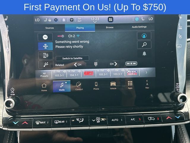 Used 2024 Jeep Wagoneer Series II w/ Flexible Seating Group AWD/4WD image 31