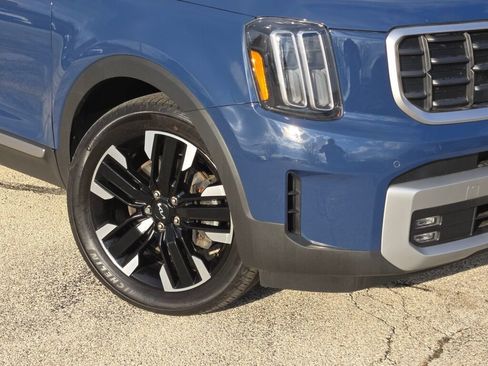 Used 2023 Kia Telluride SX Prestige X-Line AWD/4WD image 3