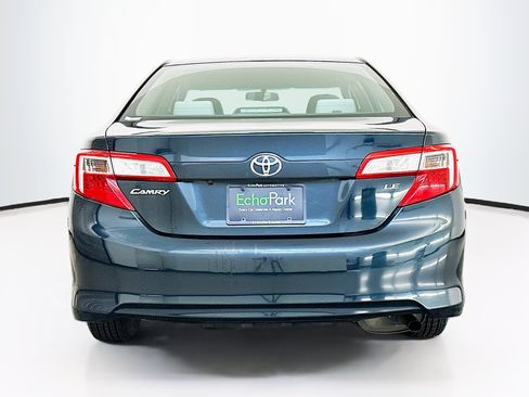 Used 2014 Toyota Camry LE FWD image 7