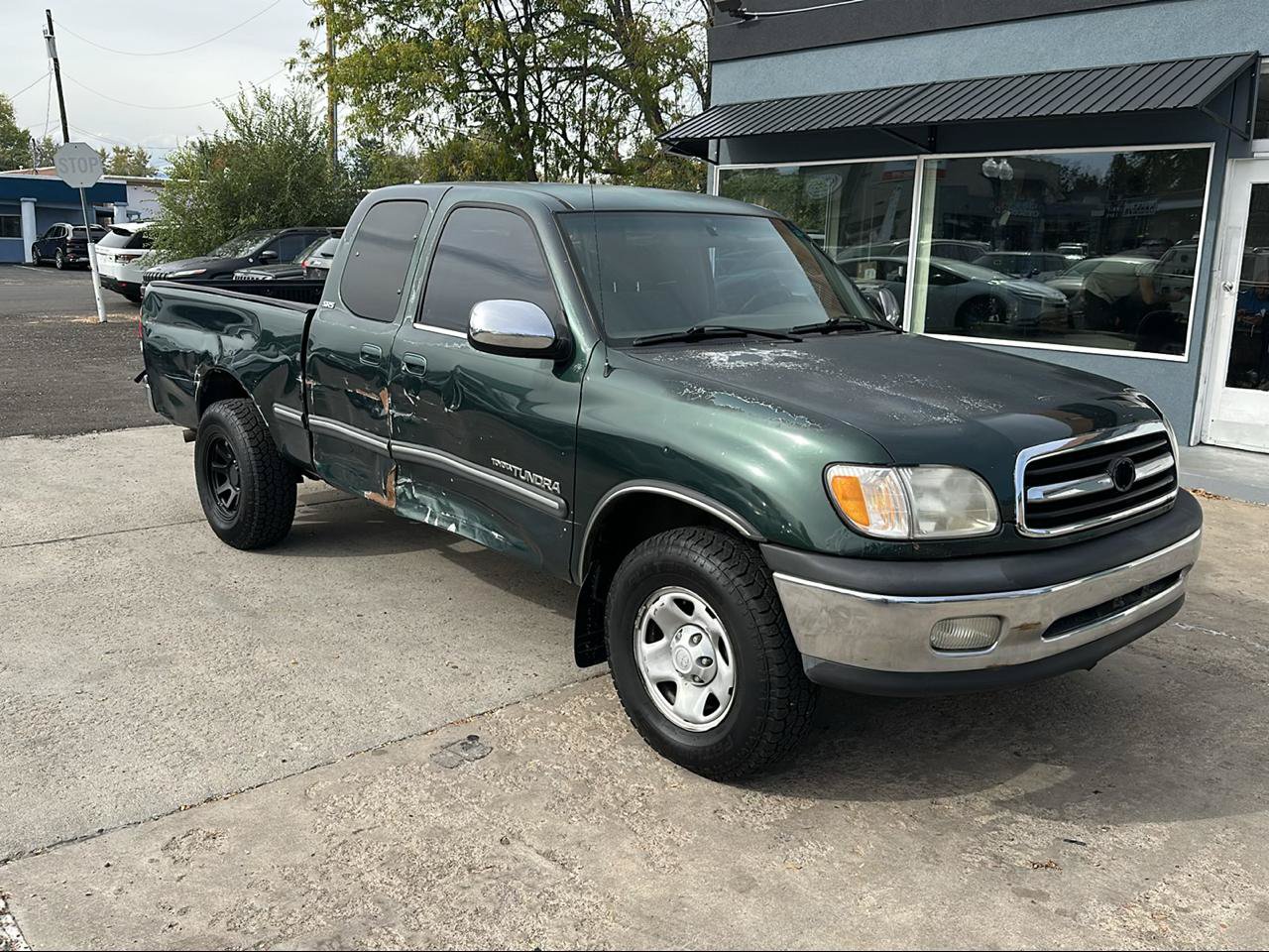 Used 2000 Toyota Tundra SR5 RWD image 1