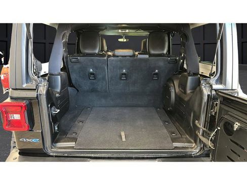 Used 2021 Jeep Wrangler Unlimited Rubicon 4xe w/ Steel Bumper Group AWD/4WD image 24