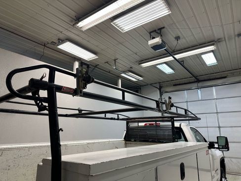 Used 2015 GMC Sierra 3500 2WD Regular Cab w/ Sierra Convenience Package image 10