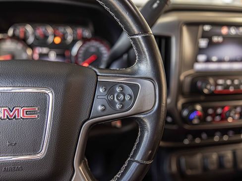 Used 2015 GMC Sierra 1500 SLE image 26