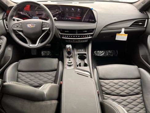 New 2026 Cadillac CT5 V image 9