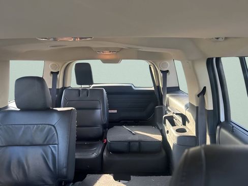 Used 2016 Ford Flex Limited image 19