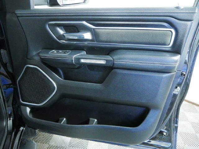 Used 2023 RAM 1500 Laramie AWD/4WD image 14