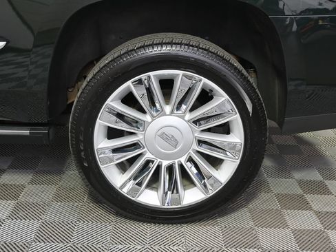 Used 2016 Cadillac Escalade Platinum AWD/4WD image 20