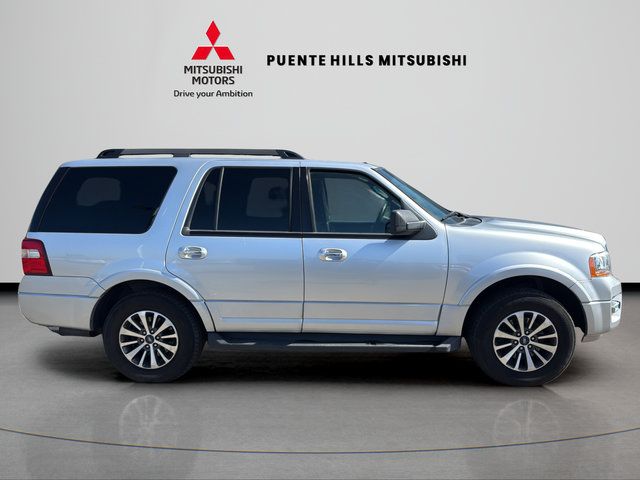Used 2017 Ford Expedition XLT AWD/4WD image 4