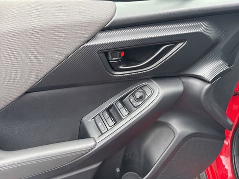 Certified 2024 Subaru Crosstrek 2.0i Premium image 20