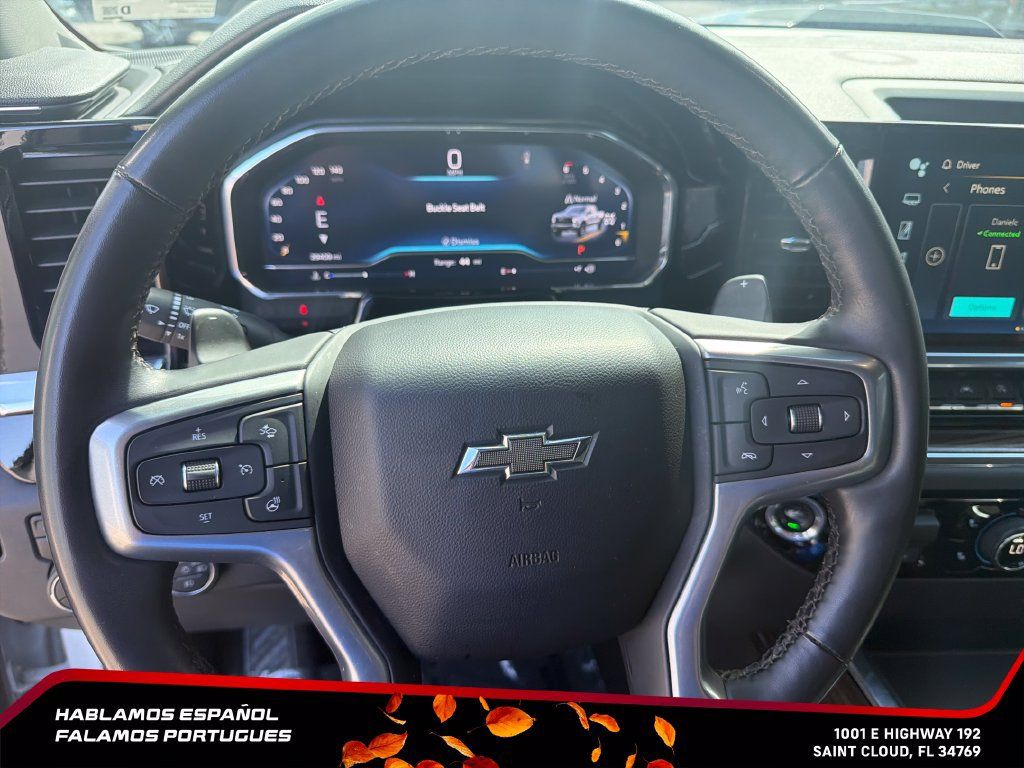 Used 2024 Chevrolet Silverado 1500 LT Trail Boss AWD/4WD image 18