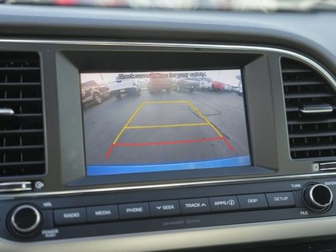 Used 2018 Hyundai Elantra Value Edition image 27