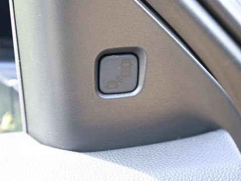 Used 2024 Acura RDX SH-AWD w/ Technology Package image 16