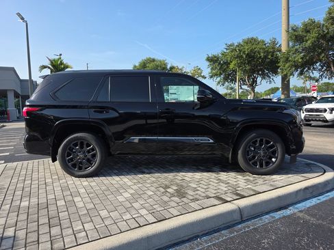 New 2026 Toyota Sequoia Platinum AWD/4WD image 12