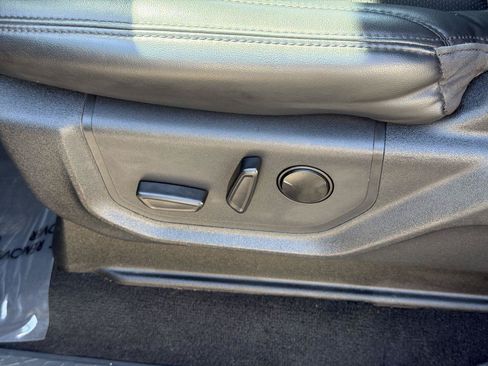 Used 2024 Ford Expedition Max XLT RWD image 33