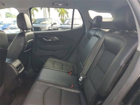 Used 2019 GMC Terrain SLT w/ Black Edition image 17