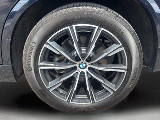 Used 2023 BMW X5 xDrive40i w/ M Sport Package AWD/4WD image 41